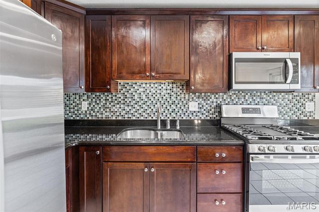 605 W Adams Street, O'fallon, IL 62269