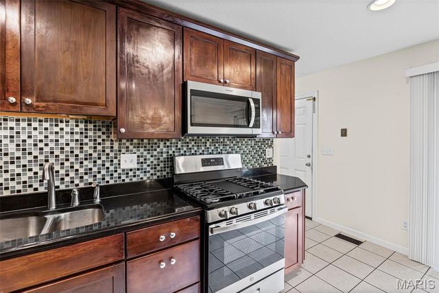 605 W Adams Street, O'fallon, IL 62269
