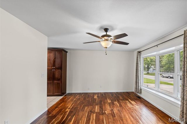 605 W Adams Street, O'fallon, IL 62269