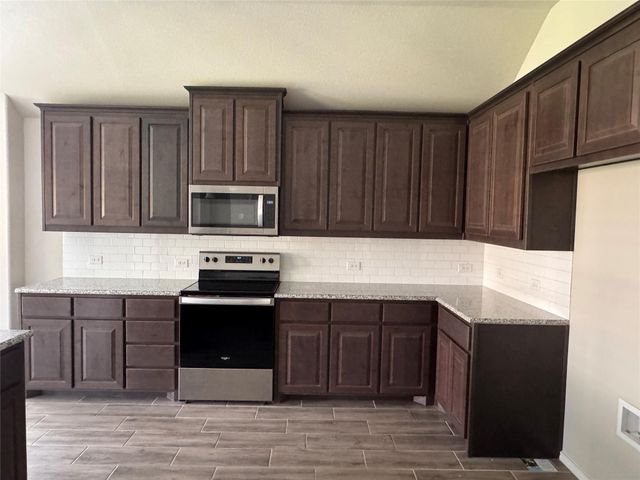 836 Long Iron Drive, Fort Worth, TX 76108