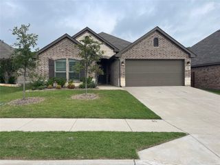 836 Long Iron Drive, Fort Worth, TX 76108