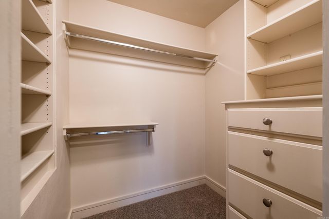 8 Racquet Court, Little Rock, AR 72227