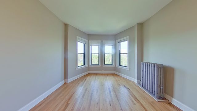 601 W Deming Place 602, Chicago, IL 60614
