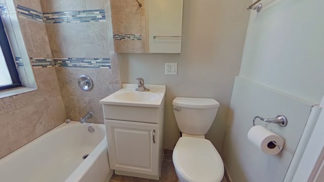 601 W Deming Place 602, Chicago, IL 60614