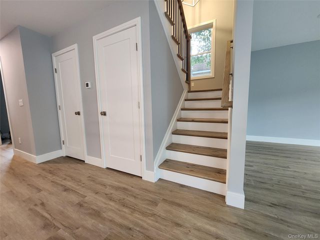 15 Greising Street, Pine Bush, NY 12566