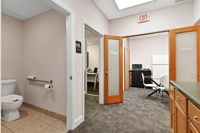 4800 N State Rd 7 F-107, Lauderdale Lakes, FL 33319