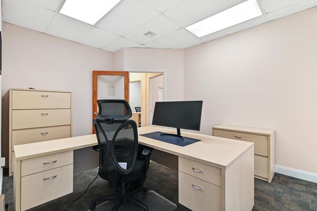 4800 N State Rd 7 F-107, Lauderdale Lakes, FL 33319