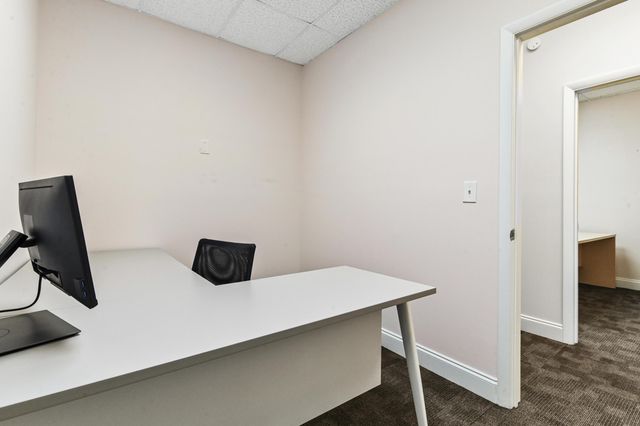 4800 N State Rd 7 F-107, Lauderdale Lakes, FL 33319