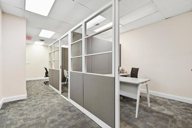 4800 N State Rd 7 F-107, Lauderdale Lakes, FL 33319