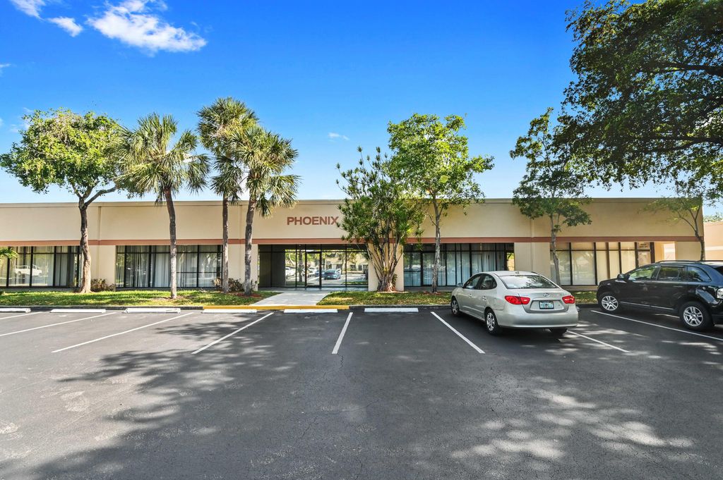 4800 N State Rd 7 F-107, Lauderdale Lakes, FL 33319