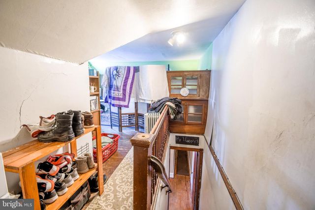 82 MAIN ST, Pennsburg, PA 18073