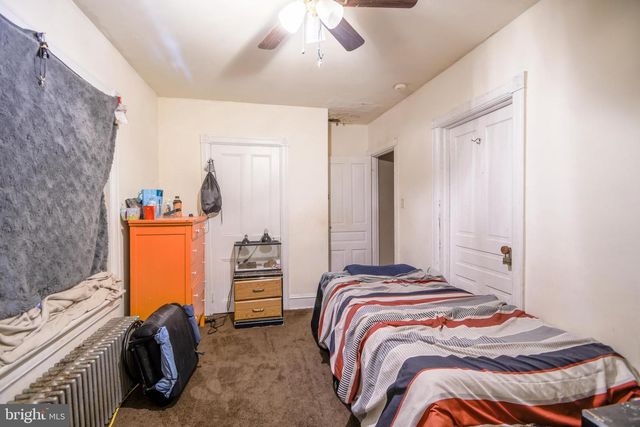 82 MAIN ST, Pennsburg, PA 18073