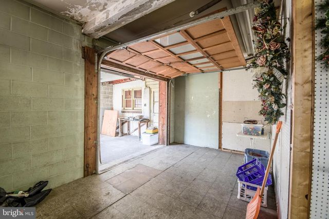 82 MAIN ST, Pennsburg, PA 18073