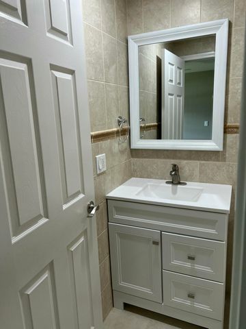 267 Flanders F, Delray Beach, FL 33484