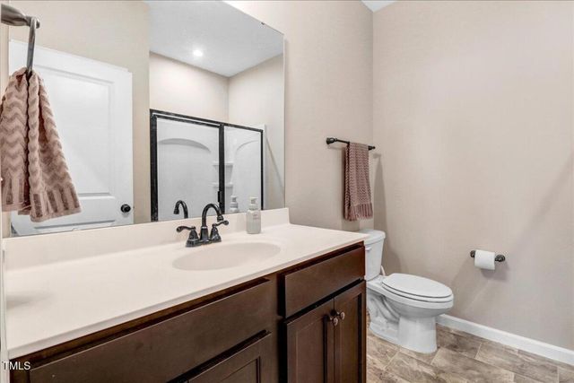 222 S Stonehaven Way, Clayton, NC 27527