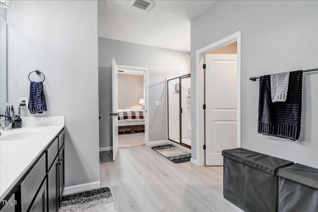 222 S Stonehaven Way, Clayton, NC 27527