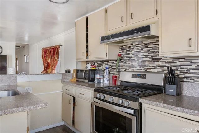 2515 E Ave I, Lancaster, CA 93535