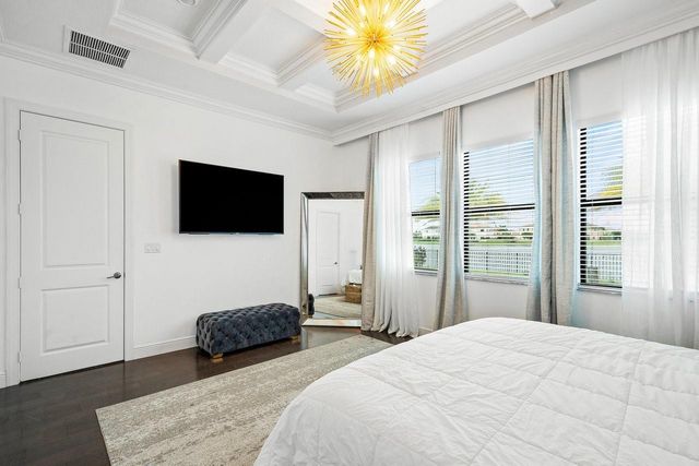 8605 E Baypoint Circle, Parkland, FL 33076