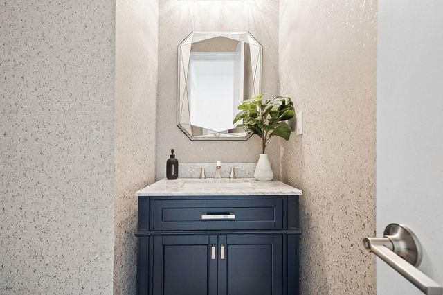 8605 E Baypoint Circle, Parkland, FL 33076