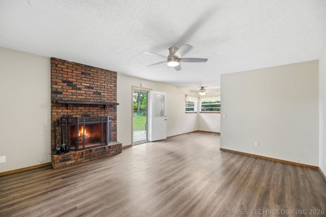 10616 W Houston Street, Sapulpa, OK 74066