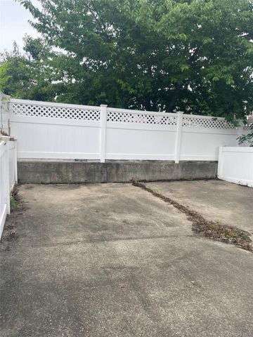 82-108 Country Pointe Circle, Queens Village, NY 11427