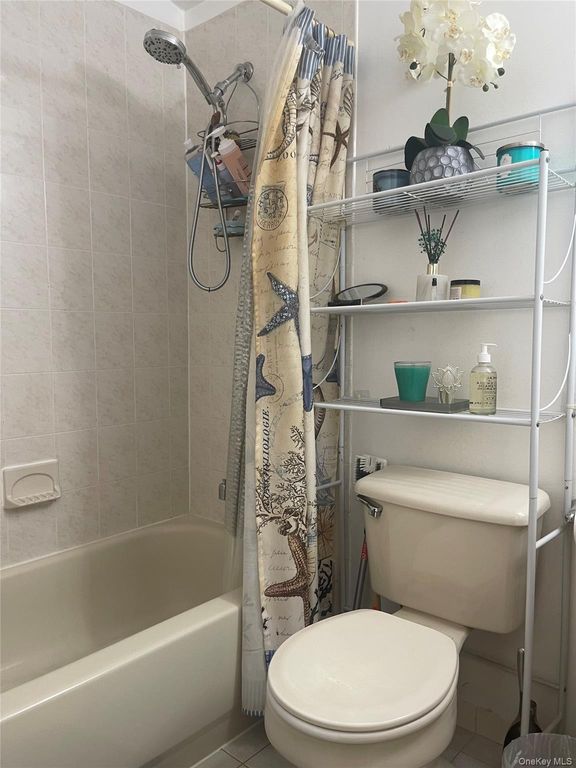82-108 Country Pointe Circle, Queens Village, NY 11427 — photo 5