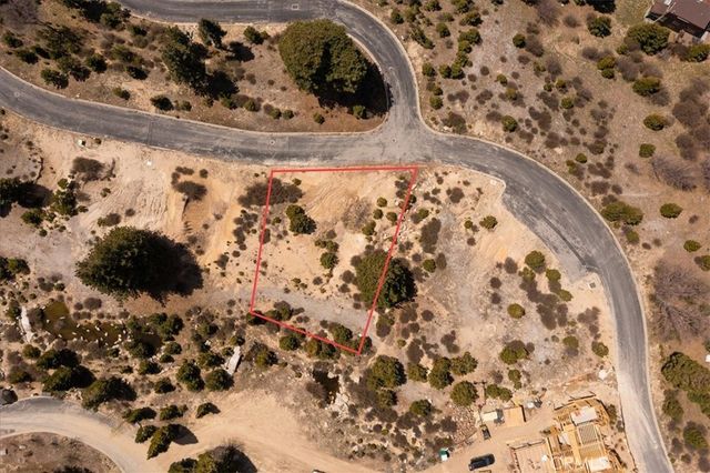 150 Mill Pond Road, Lake Arrowhead, CA 92352