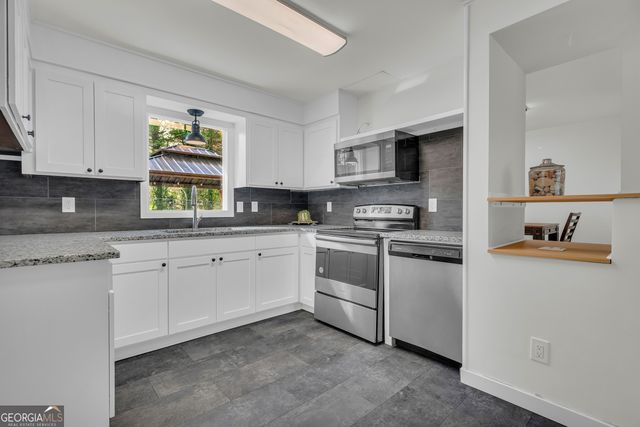 156 White Pine Road, Toccoa, GA 30577