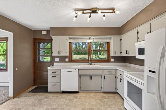 18554 St Francis Boulevard, Anoka, MN 55303