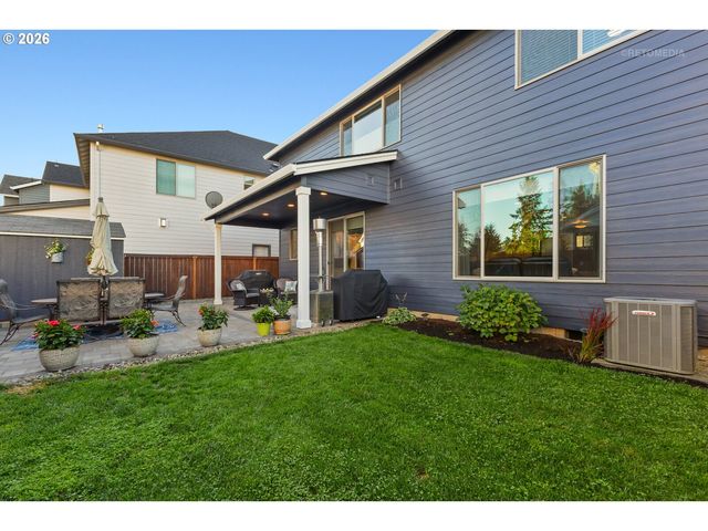 1524 Ne 17TH Ave, Canby, OR 97013