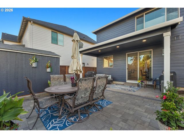 1524 Ne 17TH Ave, Canby, OR 97013