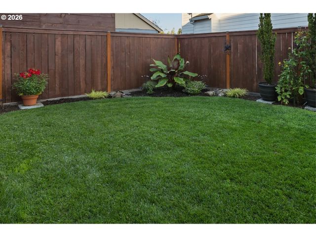 1524 Ne 17TH Ave, Canby, OR 97013
