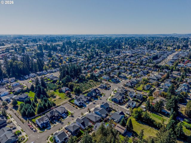 1524 Ne 17TH Ave, Canby, OR 97013