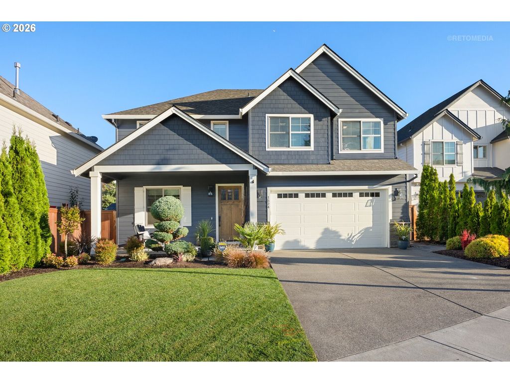 1524 Ne 17TH Ave, Canby, OR 97013
