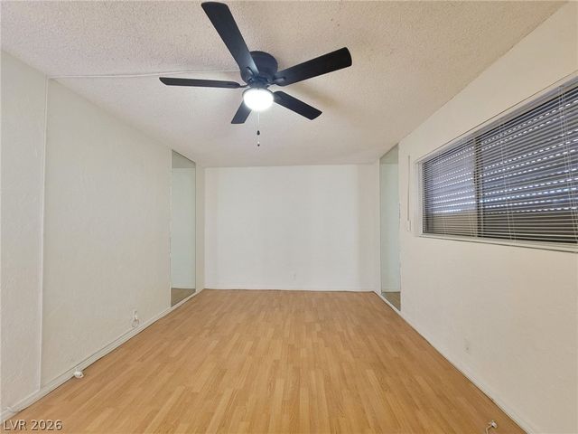 585 South Royal Crest Circle 7, Las Vegas, NV 89169