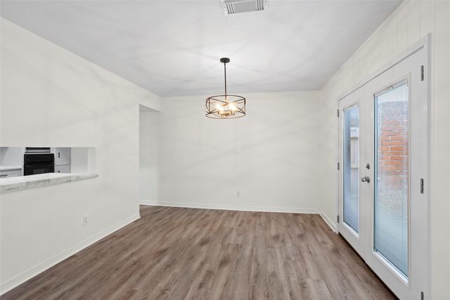 15818 Dunmoor, Houston, TX 77059