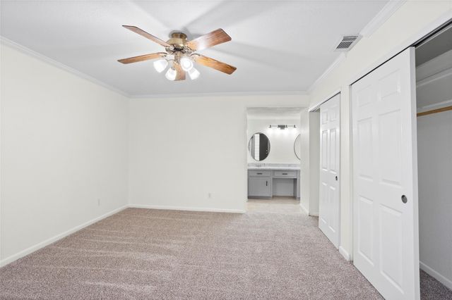 15818 Dunmoor, Houston, TX 77059