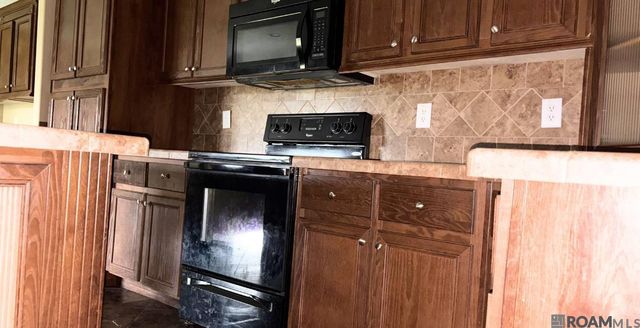 318 Hwy 311, Schriever, LA 70395