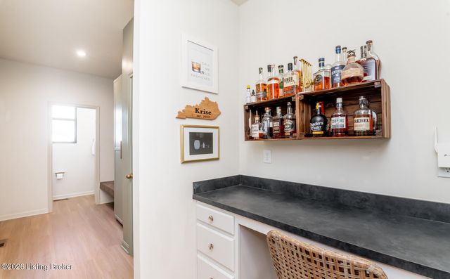 3923 Creek Meadow Dr, La Grange, KY 40031