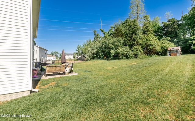 3923 Creek Meadow Dr, La Grange, KY 40031