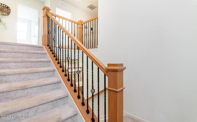 3923 Creek Meadow Dr, La Grange, KY 40031