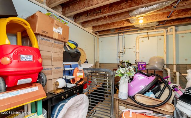3923 Creek Meadow Dr, La Grange, KY 40031