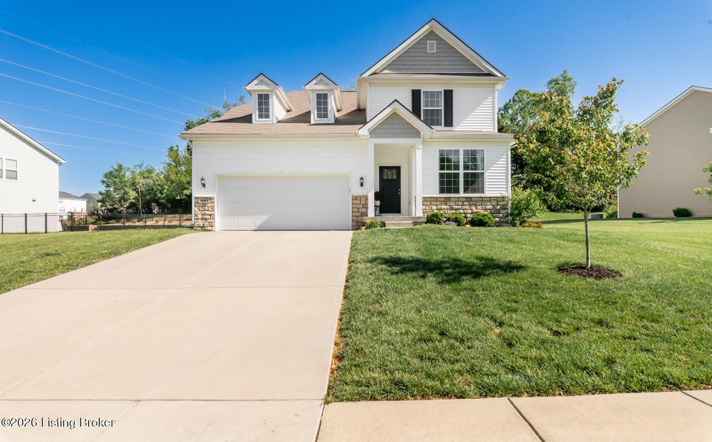 3923 Creek Meadow Dr, La Grange, KY 40031