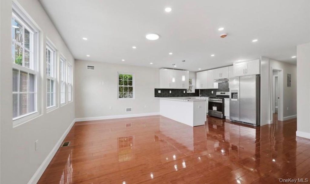178-41 146th Terrace, Springfield Gardens, NY 11434 — photo 2