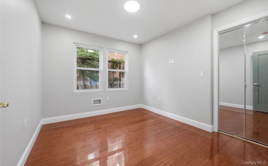 178-41 146th Terrace, Springfield Gardens, NY 11434 — photo 4