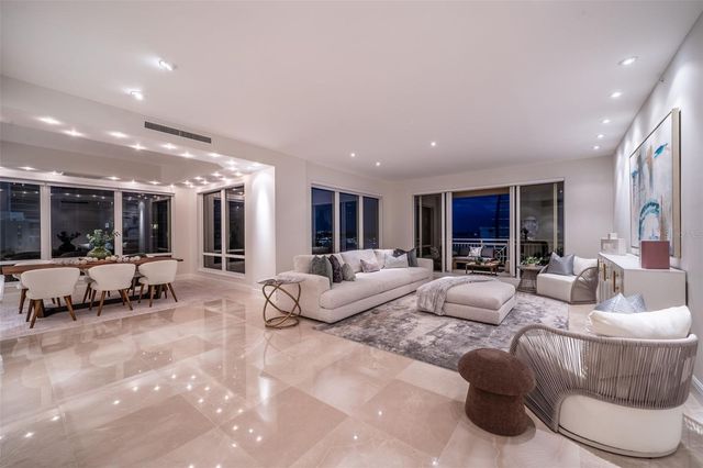 35 WATERGATE DRIVE 502, Sarasota, FL 34236