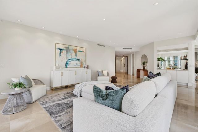 35 WATERGATE DRIVE 502, Sarasota, FL 34236