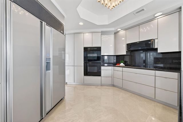 35 WATERGATE DRIVE 502, Sarasota, FL 34236