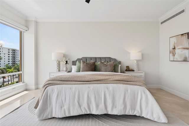 35 WATERGATE DRIVE 502, Sarasota, FL 34236
