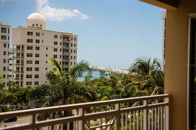 35 WATERGATE DRIVE 502, Sarasota, FL 34236
